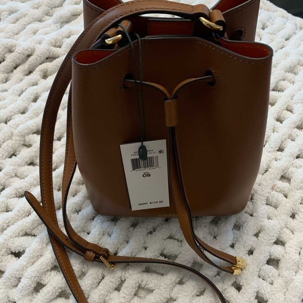 Bucket bag
